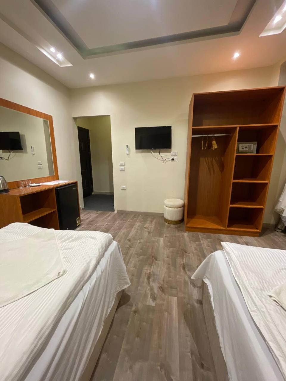 Solima Pyramids Inn Kafret el-Gabal Екстериор снимка