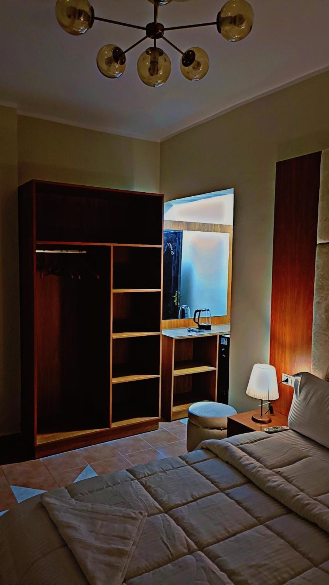 Solima Pyramids Inn Kafret el-Gabal Екстериор снимка