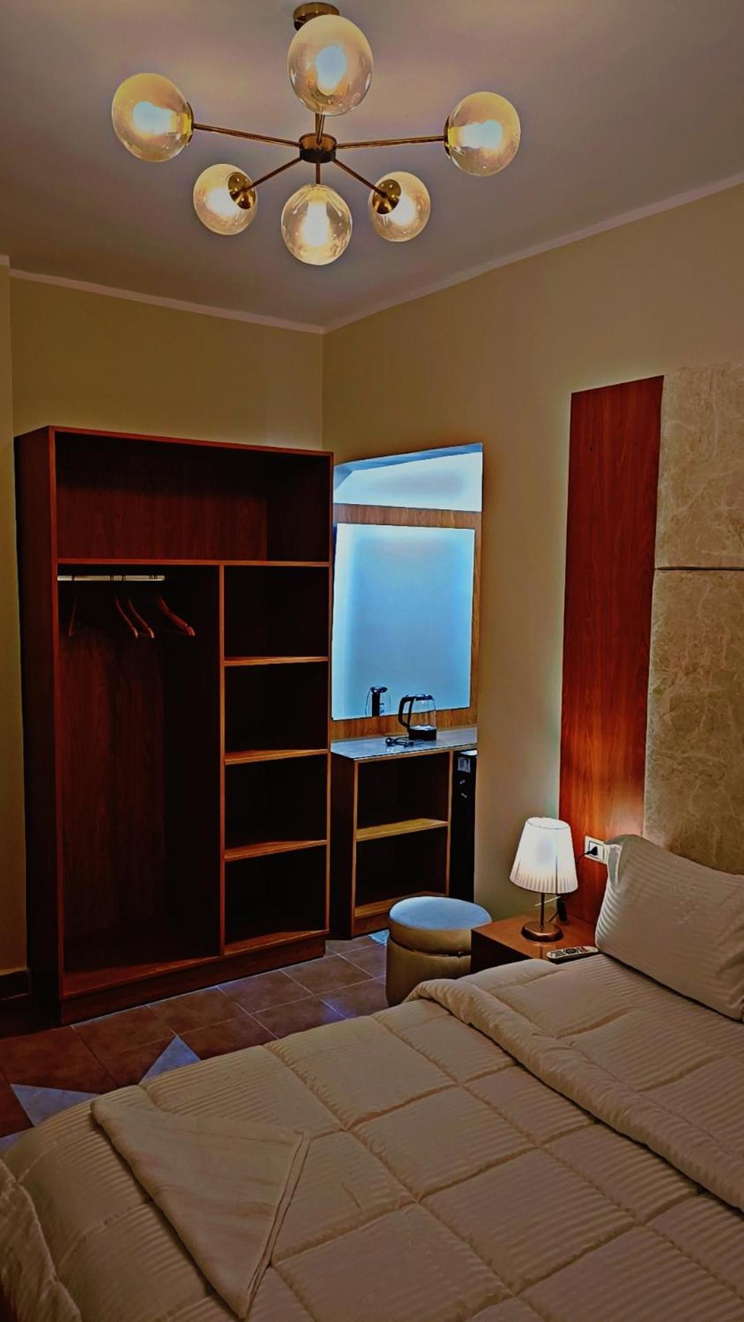 Solima Pyramids Inn Kafret el-Gabal Екстериор снимка